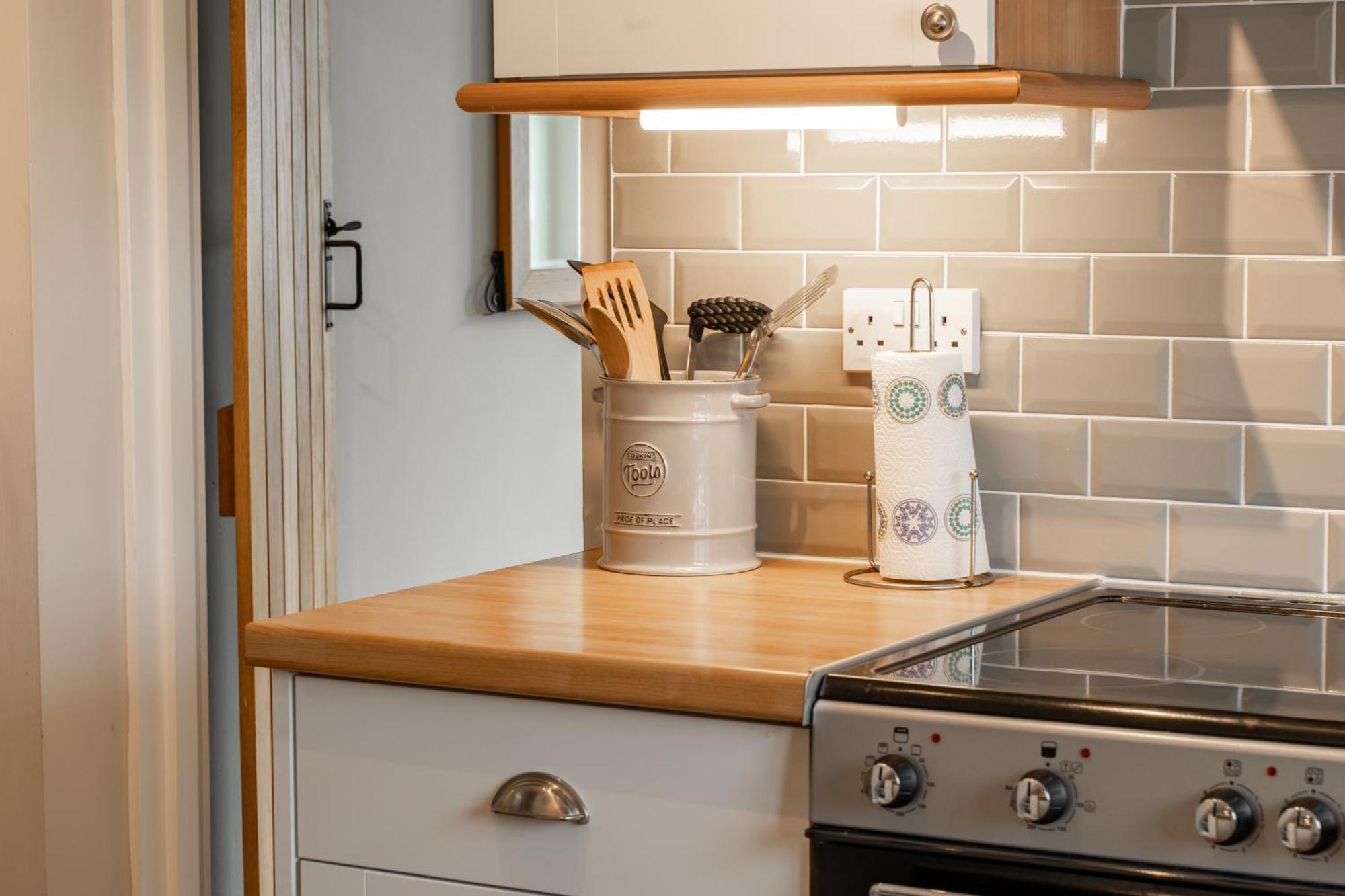 Cosy 2 Bed Cottage In Charming Village Of Christleton - For Up To 5 Kültér fotó