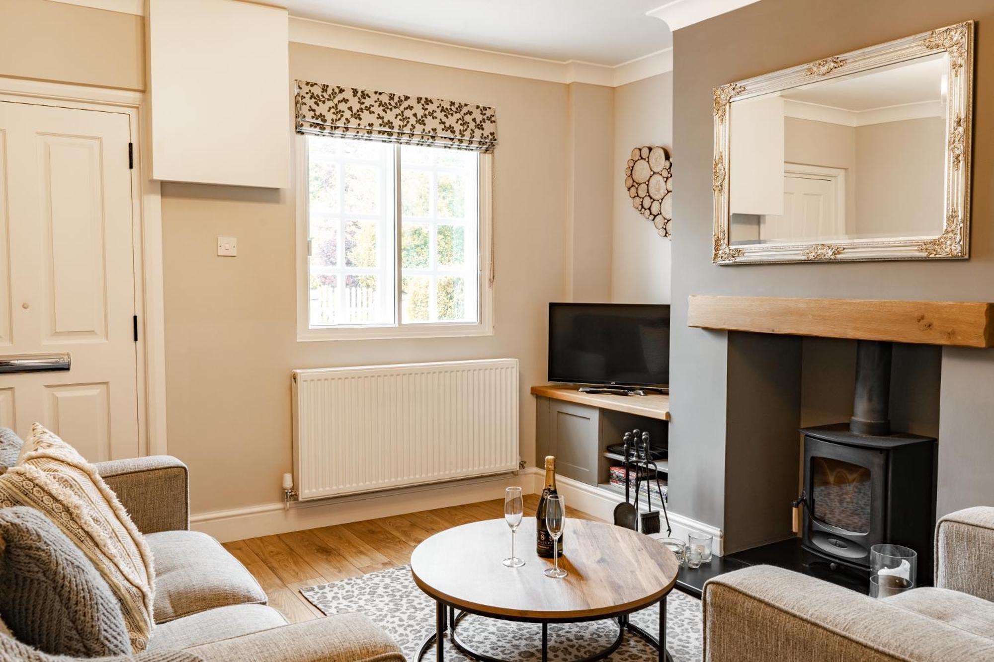Cosy 2 Bed Cottage In Charming Village Of Christleton - For Up To 5 Kültér fotó